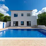 Casa O Sonho Near Faro With Private Pool Santa Bárbara de Nexe
