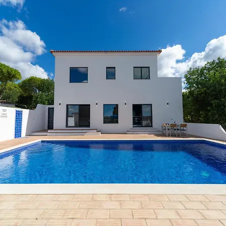 Casa O Sonho Near Faro With Private Pool Santa Bárbara de Nexe