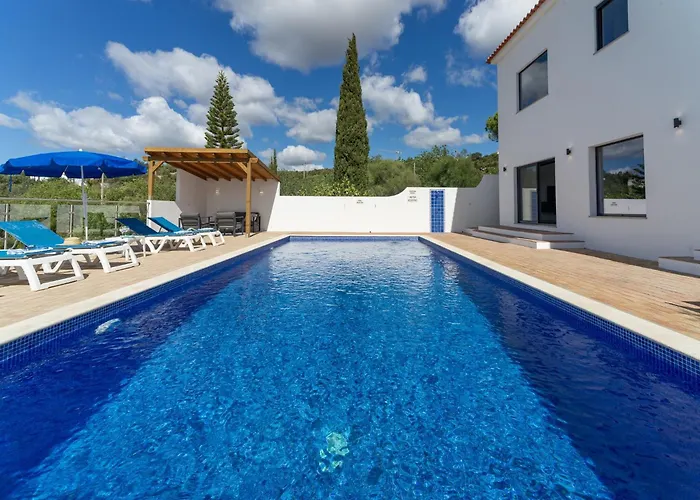 Вилла Casa O Sonho Near Faro With Private Pool Санта-Барбара-де-Некс