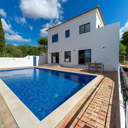 Casa O Sonho Near Faro With Private Pool